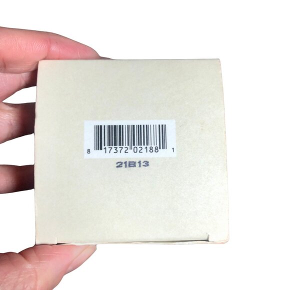 HALEYS Re-touch Setting Powder VEGAN + CRUELTY-FREE, Ultra-Blurring, Lightweight - Picture 14 of 17